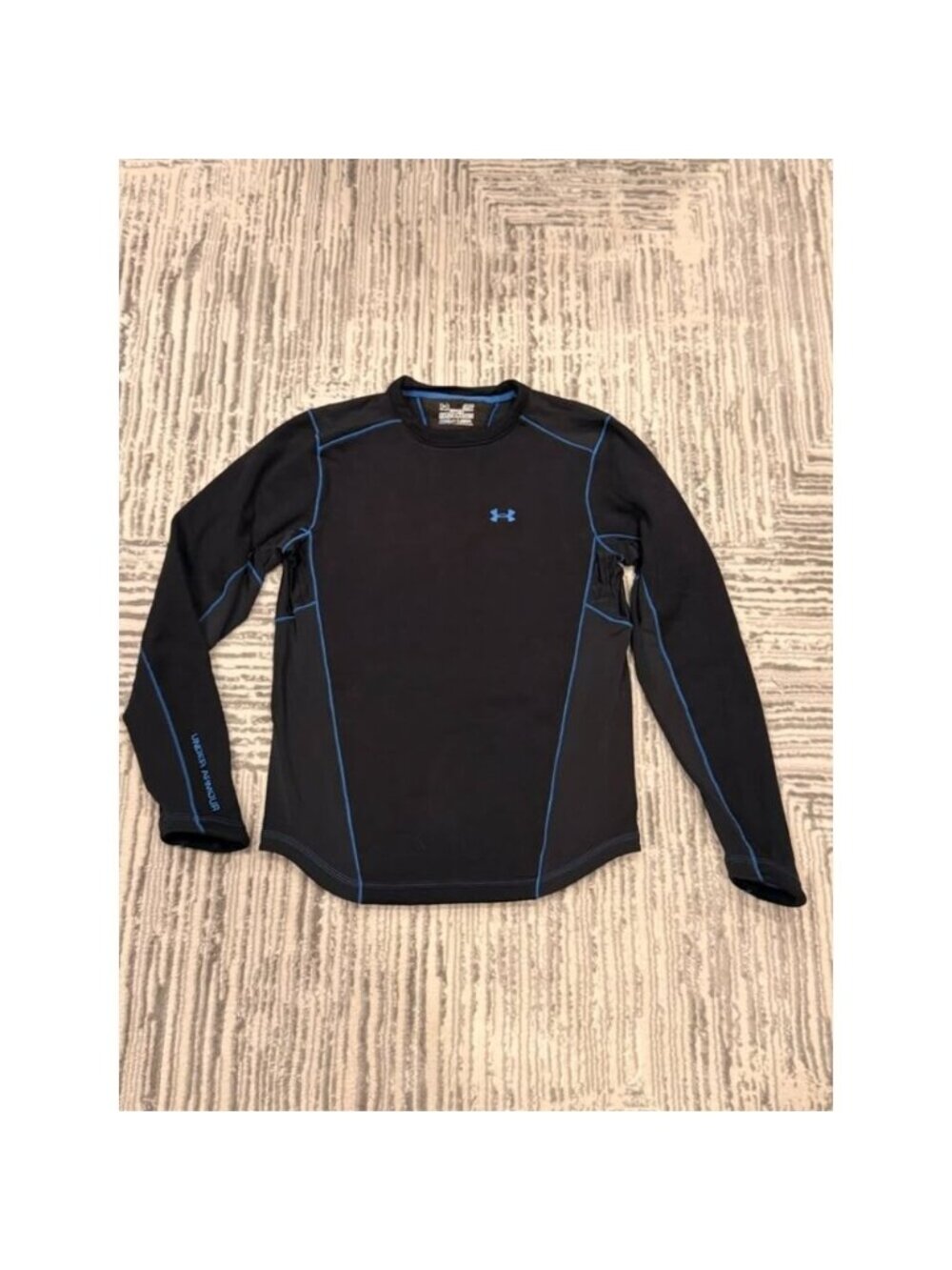 Under Armour women's small (fitted) black/blue Coldgear long sleeve Retails $65